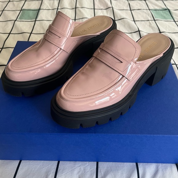 Stuart Weitzman Soho Mule - Picture 2 of 8